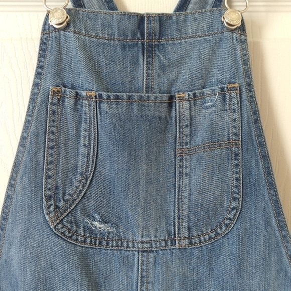 American Eagle Classic Medium Wash Distressed Cut Off Denim Short Bib Overalls S - Picture 5 of 15